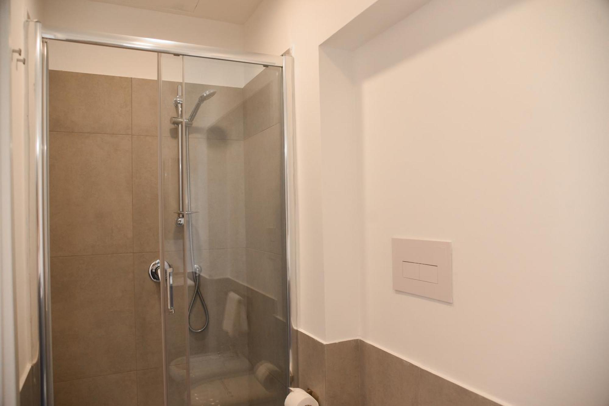 Apartamento Downtown Umberto 74 Nápoles Exterior foto