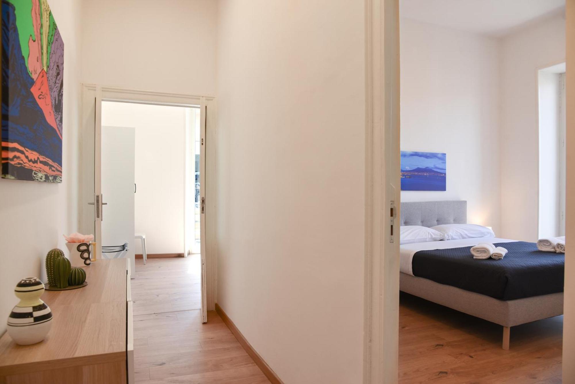 Apartamento Downtown Umberto 74 Nápoles Exterior foto